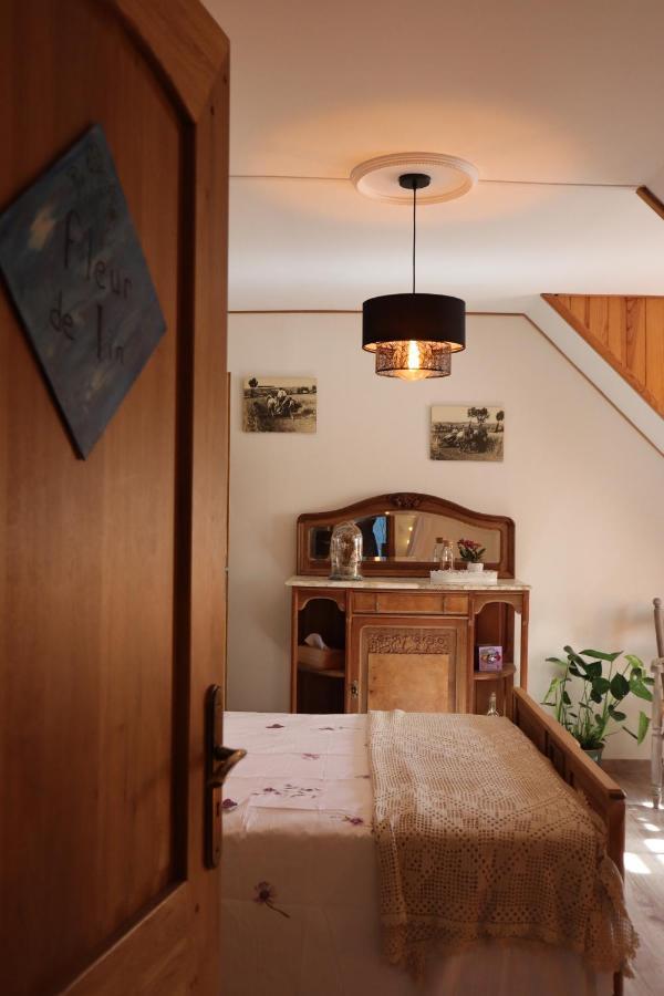 Kleene Geluk - Chambres Et Table D'Hotes Saint-Jans-Cappel Exterior foto